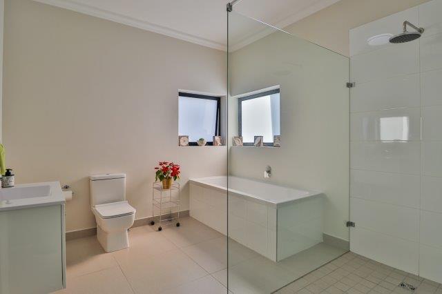 3 Bedroom Property for Sale in Protea Heights Western Cape